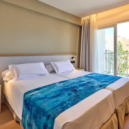 Universal Romantica Hotel 4*
