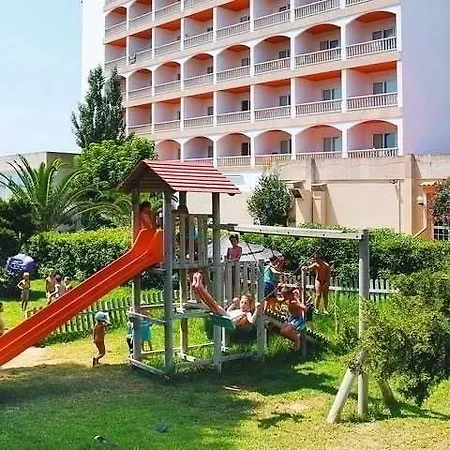 Universal Romantica 4*