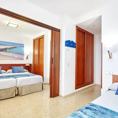 Universal Romantica Hotel