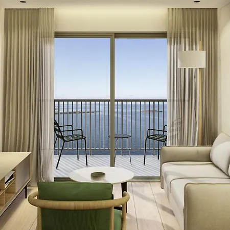 Universal Romantica Hotel